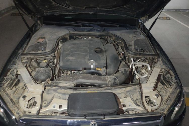 Used Mercedes-Benz E-Class 2019 Facelifted E 300 L Stylish Version Engine Bay