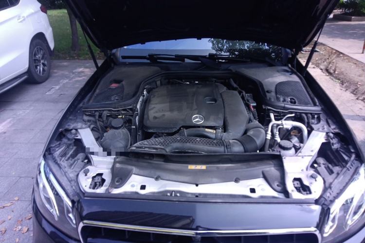 Used Mercedes-Benz E-Class 2019 E 260 L Sport Edition Engine Bay