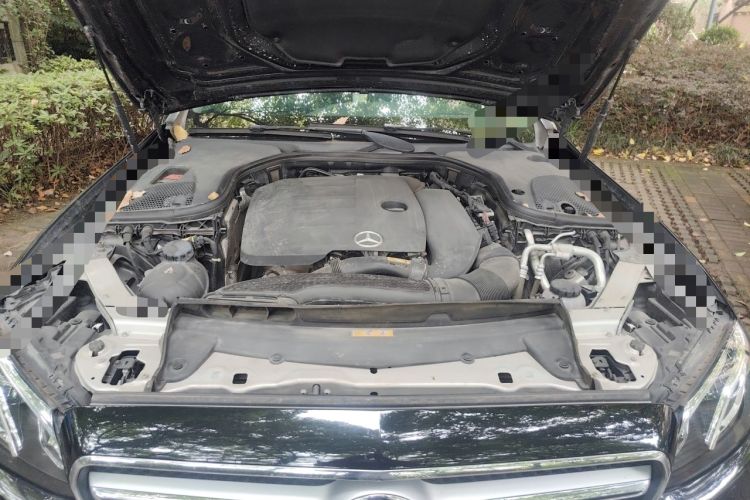 Used Mercedes-Benz E-Class 2019 E 260 L Sport Edition Engine Bay