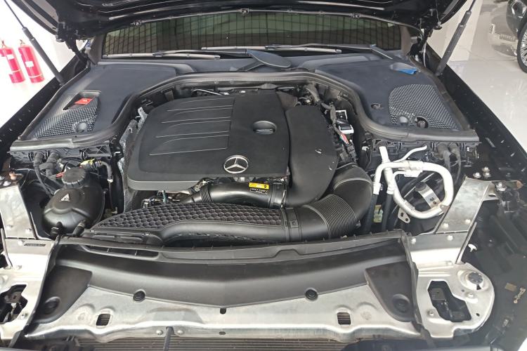 Used Mercedes-Benz E-Class 2019 Restyled E 300 L Luxury Edition Engine Bay