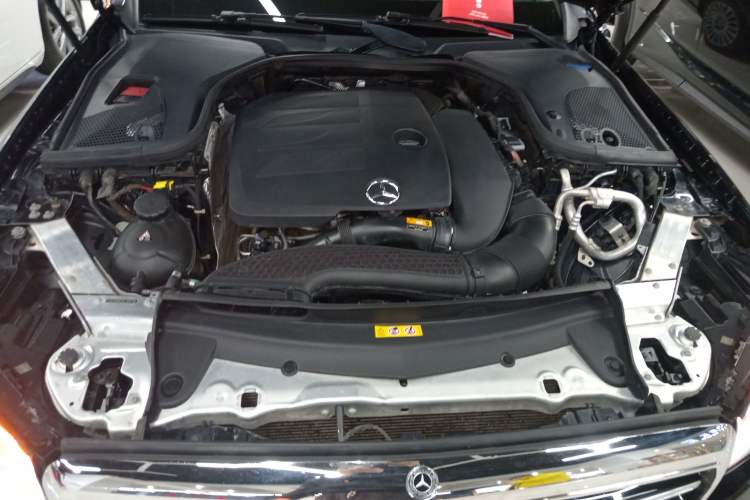 Used Mercedes-Benz E-Class 2019 Restyled E 300 L Sporty and Stylish Edition Engine Bay