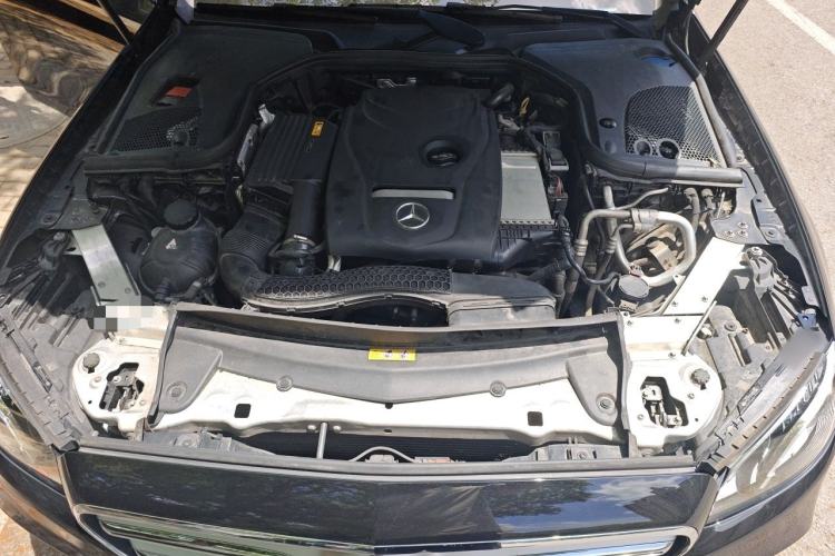 Used Mercedes-Benz E-Class 2019 E 300 L Sport Luxury Edition Engine Bay