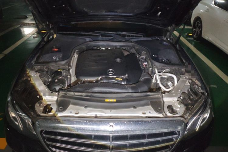Used Mercedes-Benz E-Class 2019 Restyled E 300 L Luxury Edition Engine Bay