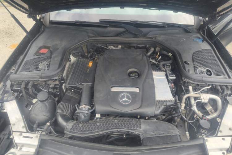 Used Mercedes-Benz E-Class 2019 E 300 L Stylish Model Engine Bay