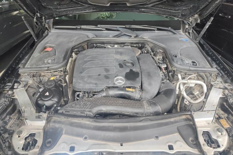 Used Mercedes-Benz E-Class 2019 Restyled E 300 L Luxury Edition Engine Bay