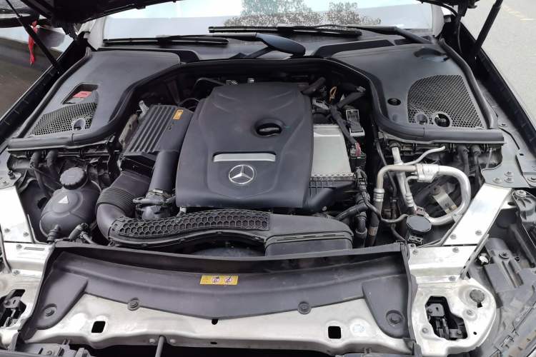 Used Mercedes-Benz E-Class 2019 E 200 L Sport Edition Engine Bay