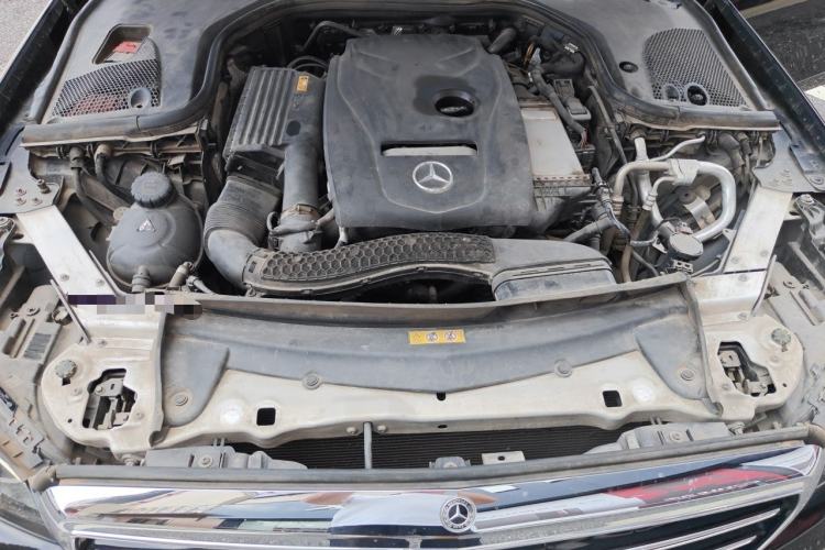 Used Mercedes-Benz E-Class 2019 E 300 L Luxury Model Engine Bay