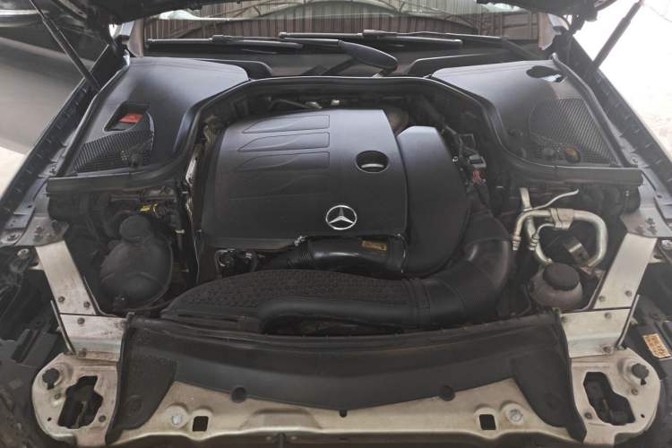 Used Mercedes-Benz E-Class 2019 E 260 L Sport Edition Engine Bay