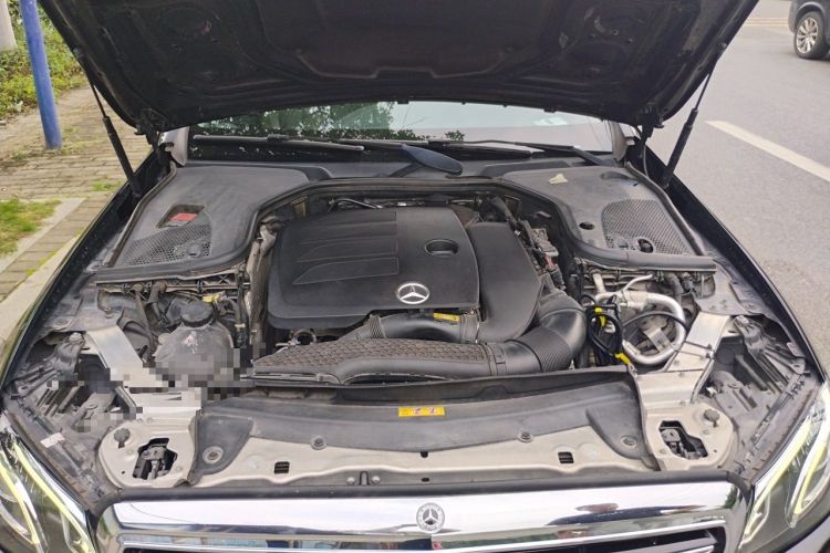 Used Mercedes-Benz E-Class 2019 Restyled E 300 L Luxury Edition Engine Bay