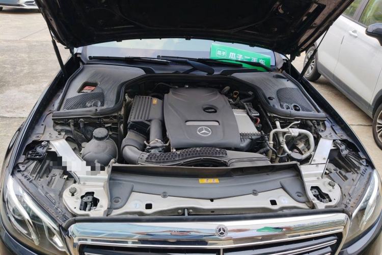 Used Mercedes-Benz E-Class 2019 E 300 L Luxury Model Engine Bay