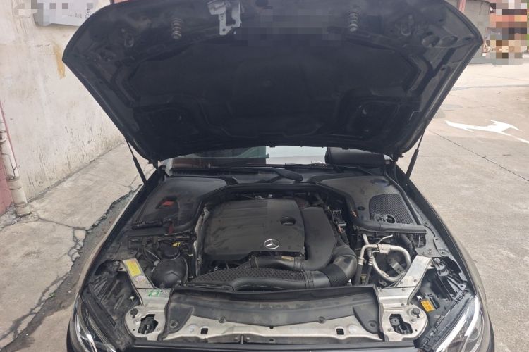 Used Mercedes-Benz E-Class 2019 Restyled E 300 L Luxury Edition Engine Bay