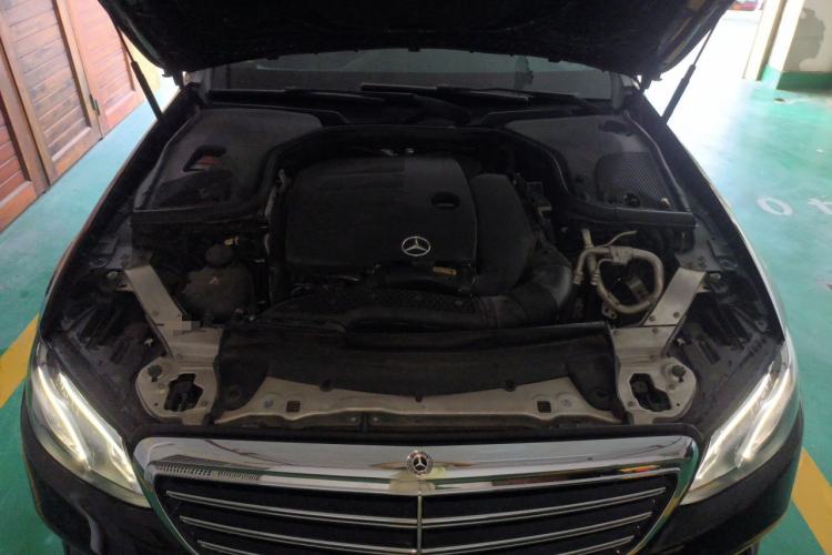 Used Mercedes-Benz E-Class 2019 Restyled E 300 L Luxury Edition Engine Bay