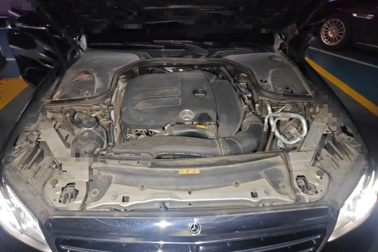 Used Mercedes-Benz E-Class 2019 Restyled E 300 L Luxury Edition Engine Bay