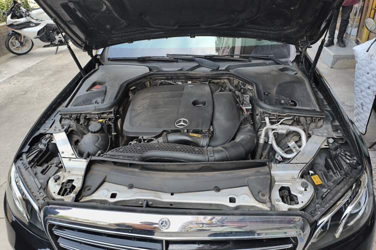 Used Mercedes-Benz E-Class 2019 Restyled E 300 L Sporty and Stylish Edition Engine Bay