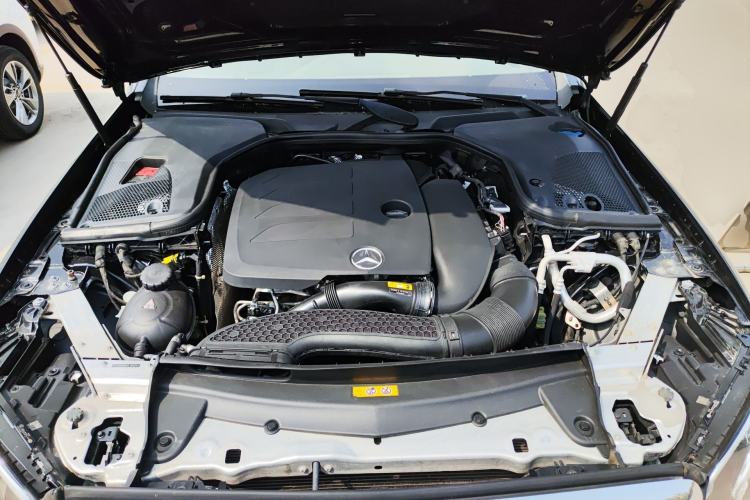 Used Mercedes-Benz E-Class 2019 Restyled E 300 L Luxury Edition Engine Bay