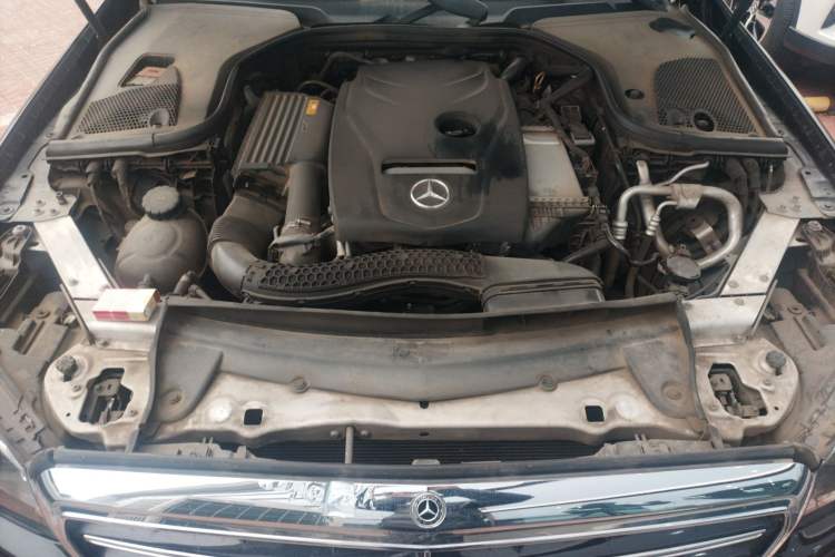Used Mercedes-Benz E-Class 2019 E 300 L Luxury Model Engine Bay