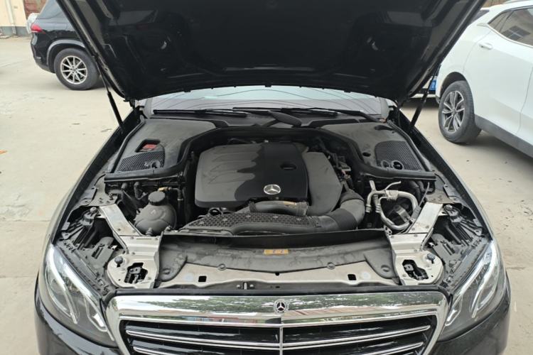 Used Mercedes-Benz E-Class 2019 Restyled E 300 L Luxury Edition Engine Bay