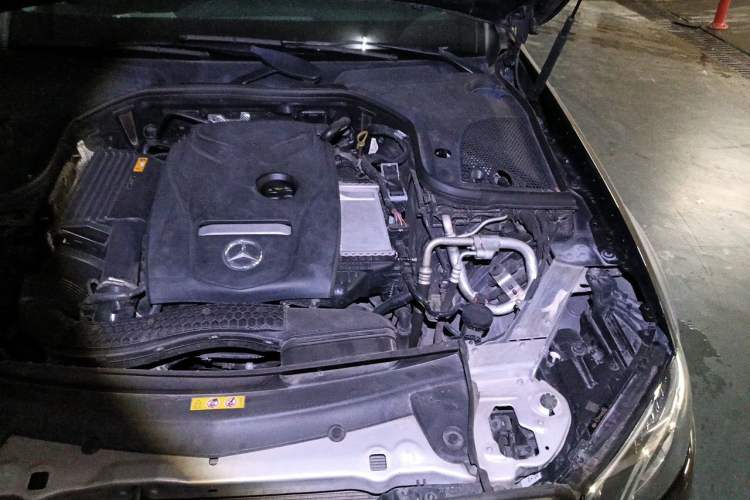 Used Mercedes-Benz E-Class 2019 E 300 L Stylish Model Engine Bay Left