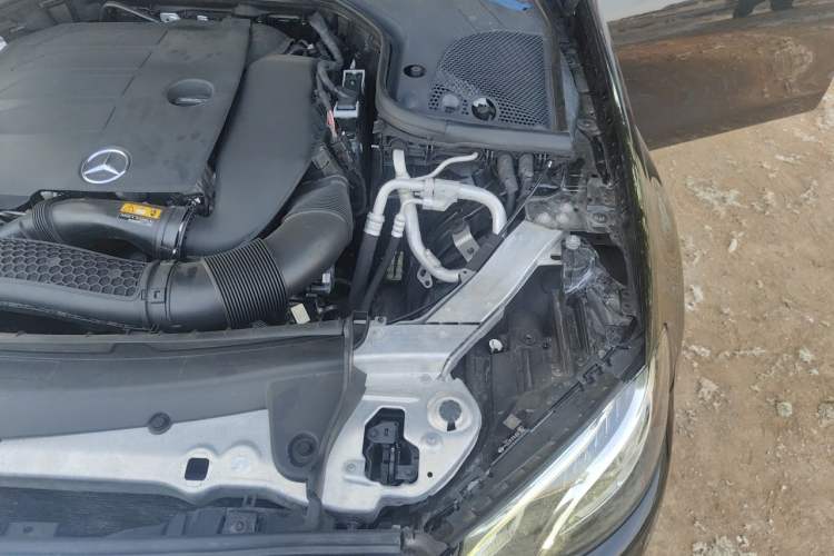 Used Mercedes-Benz E-Class 2019 Facelifted E 300 L Stylish Version Engine Bay Left