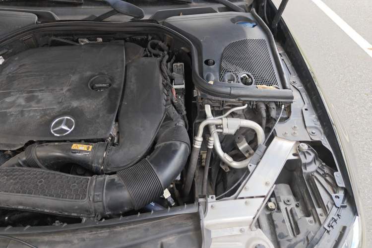 Used Mercedes-Benz E-Class 2019 Restyled E 300 L Sporty and Stylish Edition Engine Bay Left