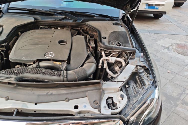 Used Mercedes-Benz E-Class 2019 Restyled E 300 L Luxury Edition Engine Bay Left