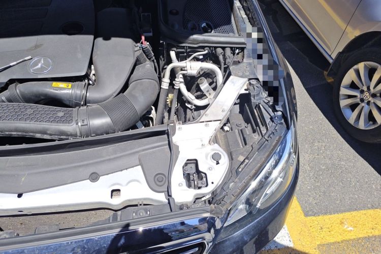 Used Mercedes-Benz E-Class 2019 Facelifted E 300 L Stylish Version Engine Bay Left