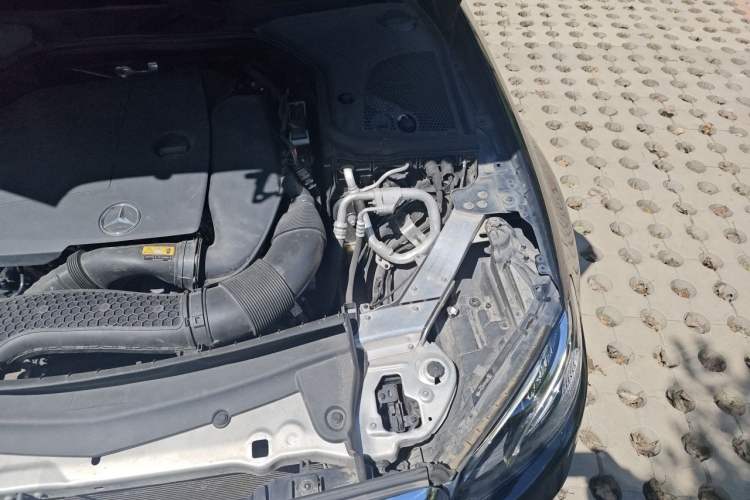 Used Mercedes-Benz E-Class 2019 Facelifted E 300 L Stylish Version Engine Bay Left