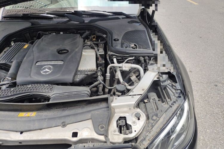 Used Mercedes-Benz E-Class 2019 Restyled E 300 L Luxury Edition Engine Bay Left