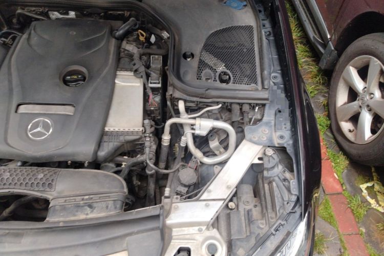 Used Mercedes-Benz E-Class 2019 E 300 L Stylish Model Engine Bay Left