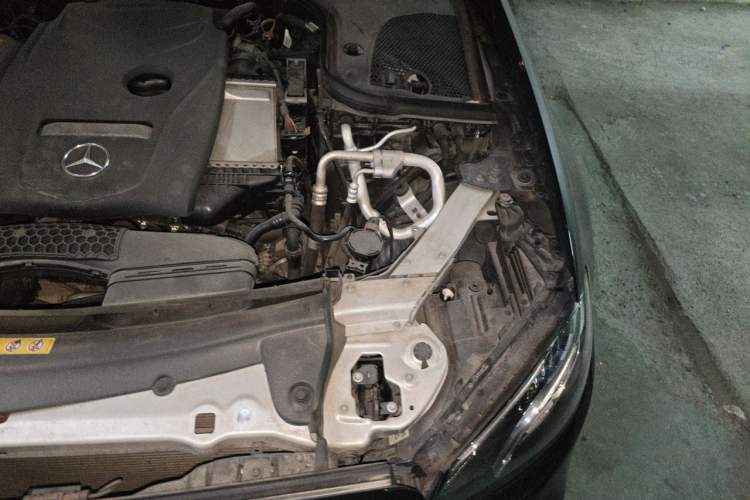 Used Mercedes-Benz E-Class 2019 E 300 L Sporty and Stylish Model Engine Bay Left