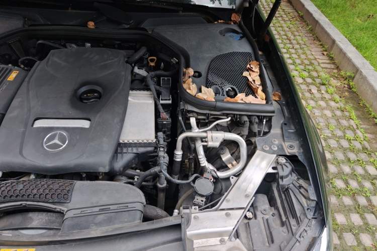 Used Mercedes-Benz E-Class 2019 E 200 L Sport Edition Engine Bay Left