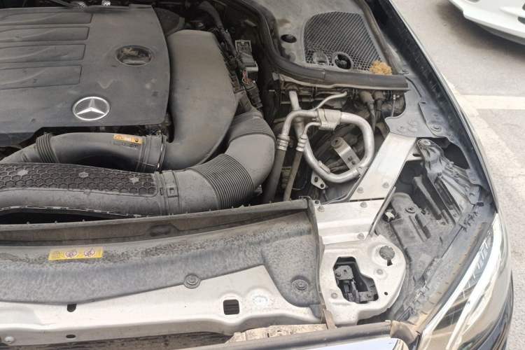 Used Mercedes-Benz E-Class 2019 Restyled E 300 L Luxury Edition Engine Bay Left