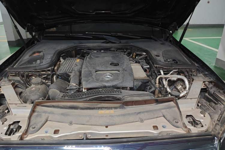 Used Mercedes-Benz E-Class 2019 E 300 L Stylish Model Engine Bay Left
