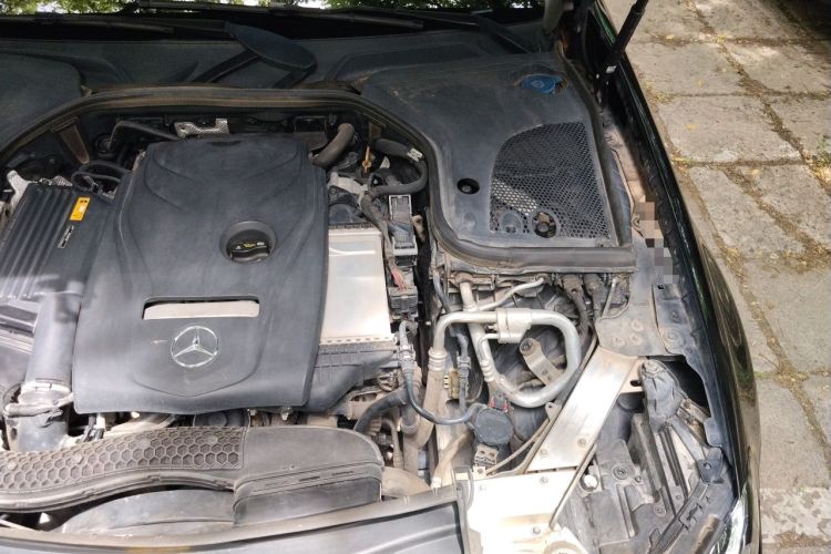 Used Mercedes-Benz E-Class 2019 E 200 L Sport Edition Engine Bay Left