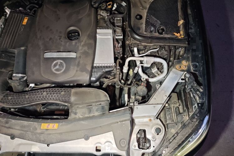 Used Mercedes-Benz E-Class 2019 E 300 L Luxury Model Engine Bay Left