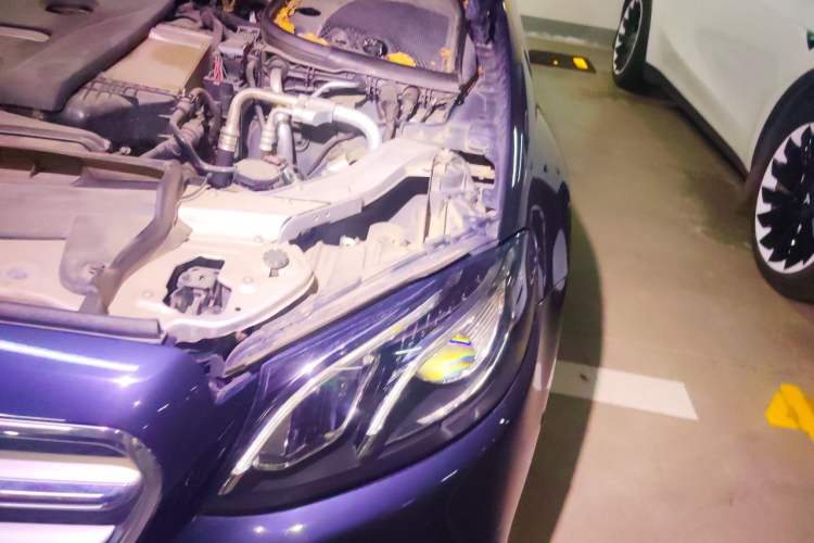Used Mercedes-Benz E-Class 2019 E 300 L Sporty and Stylish Model Engine Bay Left