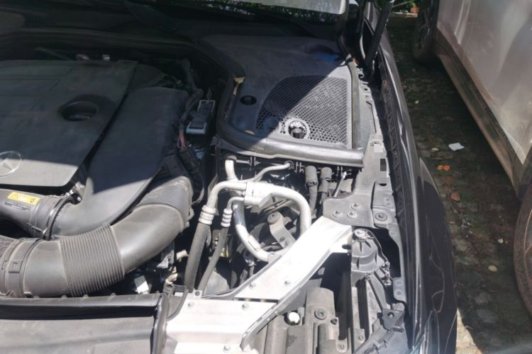 Used Mercedes-Benz E-Class 2019 Facelifted E 300 L Stylish Version Engine Bay Left