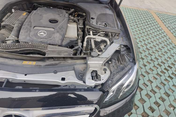 Used Mercedes-Benz E-Class 2019 E 200 L Sport Edition Engine Bay Left