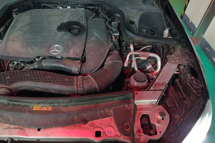 Used Mercedes-Benz E-Class 2019 E 260 L Engine Bay Left