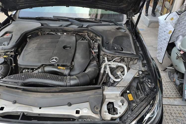 Used Mercedes-Benz E-Class 2019 Restyled E 300 L Sporty and Stylish Edition Engine Bay Left