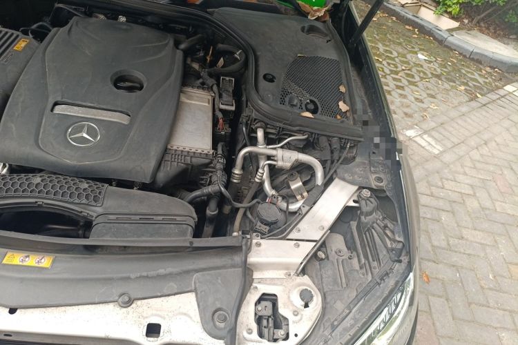 Used Mercedes-Benz E-Class 2019 E 300 L Sporty and Stylish Model Engine Bay Left