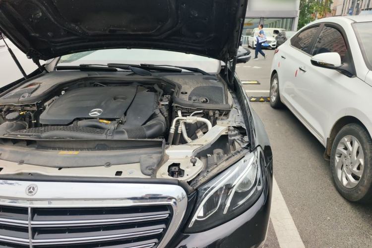 Used Mercedes-Benz E-Class 2019 Facelifted E 300 L Stylish Version Engine Bay Left