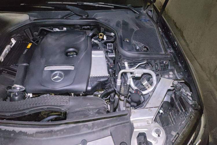 Used Mercedes-Benz E-Class 2019 E 300 L Sporty and Stylish Model Engine Bay Left