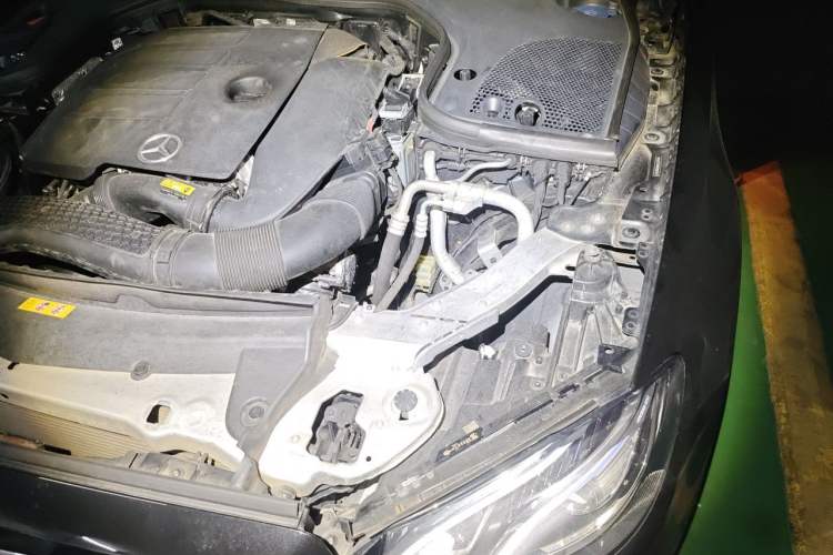 Used Mercedes-Benz E-Class 2019 Restyled E 300 L Sport Luxury Edition Engine Bay Left