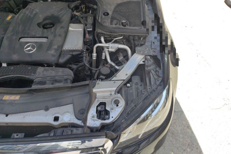 Used Mercedes-Benz E-Class 2019 E 300 L Luxury Model Engine Bay Left
