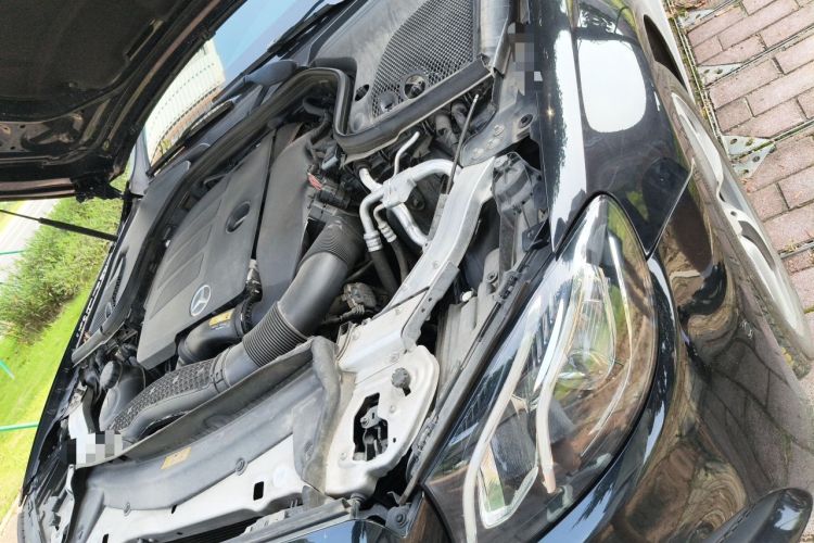Used Mercedes-Benz E-Class 2019 E 300 L Sport Luxury Edition Engine Bay Left