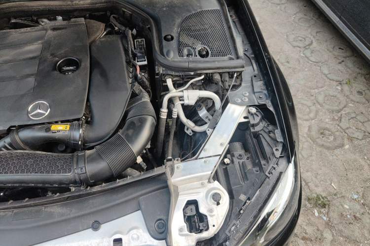Used Mercedes-Benz E-Class 2019 Restyled E 300 L Sport Luxury Edition Engine Bay Left