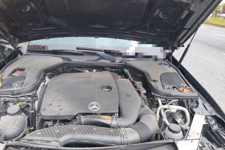 Used Mercedes-Benz E-Class 2019 E 260 L 4MATIC Engine Bay Left