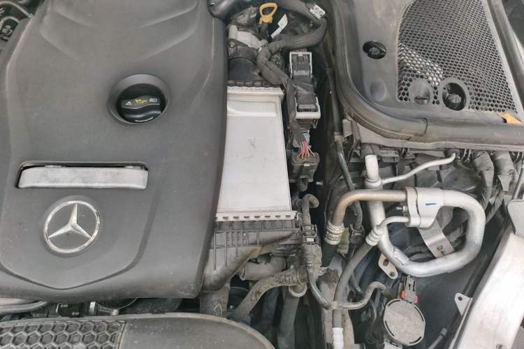 Used Mercedes-Benz E-Class 2019 E 300 L Luxury Model Engine Bay Left