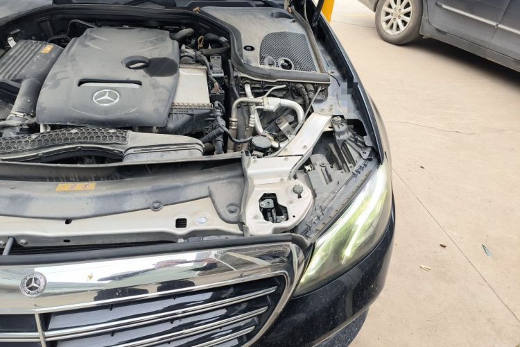 Used Mercedes-Benz E-Class 2019 E 300 L Stylish Model Engine Bay Left